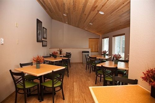 River House Inn, A Baymont By Wyndham Florence Εστιατόριο φωτογραφία